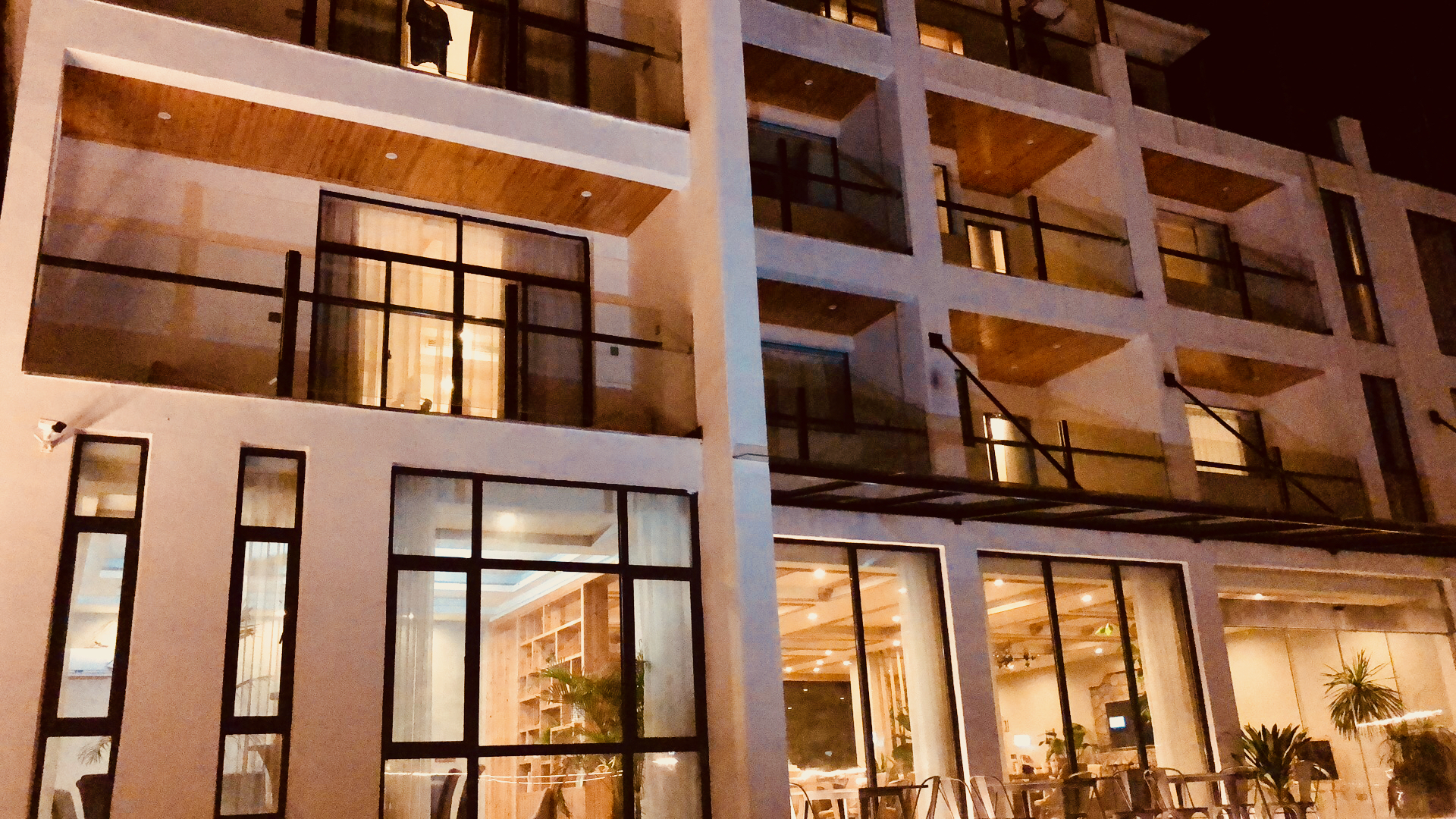 anji airbnb